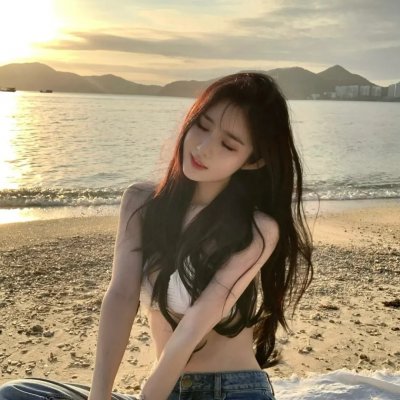27套礼服海报